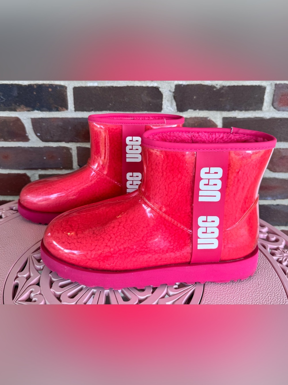 UGG Women’s Size 9 Hot Pink Waterproof Short Shearling Winter/Rain Boots